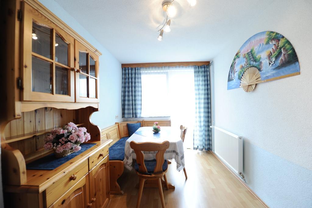 Fruehstueckspension Lach Bed and Breakfast Eberndorf Kamer foto
