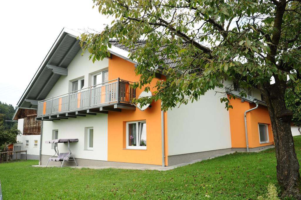 Fruehstueckspension Lach Bed and Breakfast Eberndorf Buitenkant foto