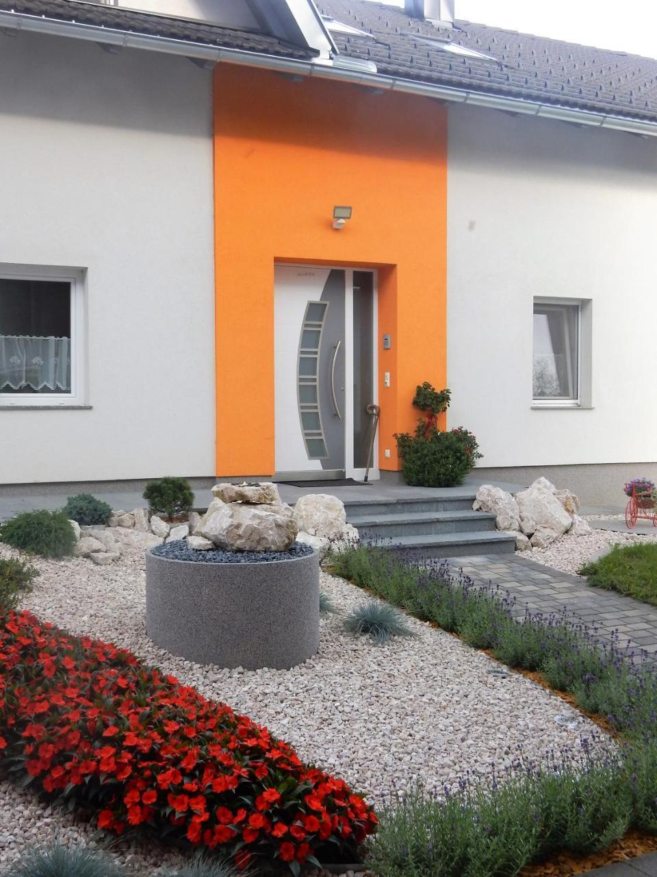 Fruehstueckspension Lach Bed and Breakfast Eberndorf Buitenkant foto
